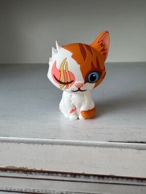 Warrior Cats Brightheart‎ The Prophecy Begins Orange White Blue Eyes Figure